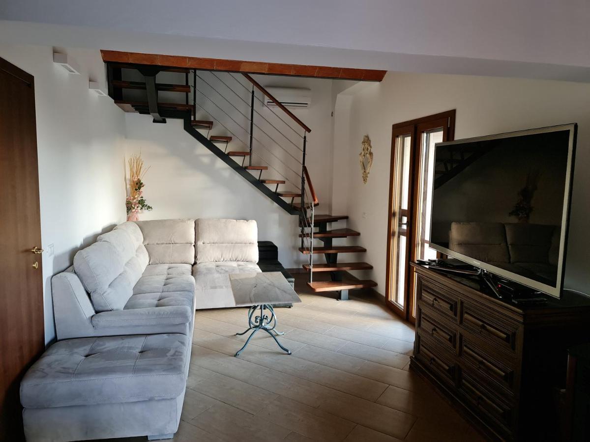 Il Panorama Apartment Montescudaio Exterior photo